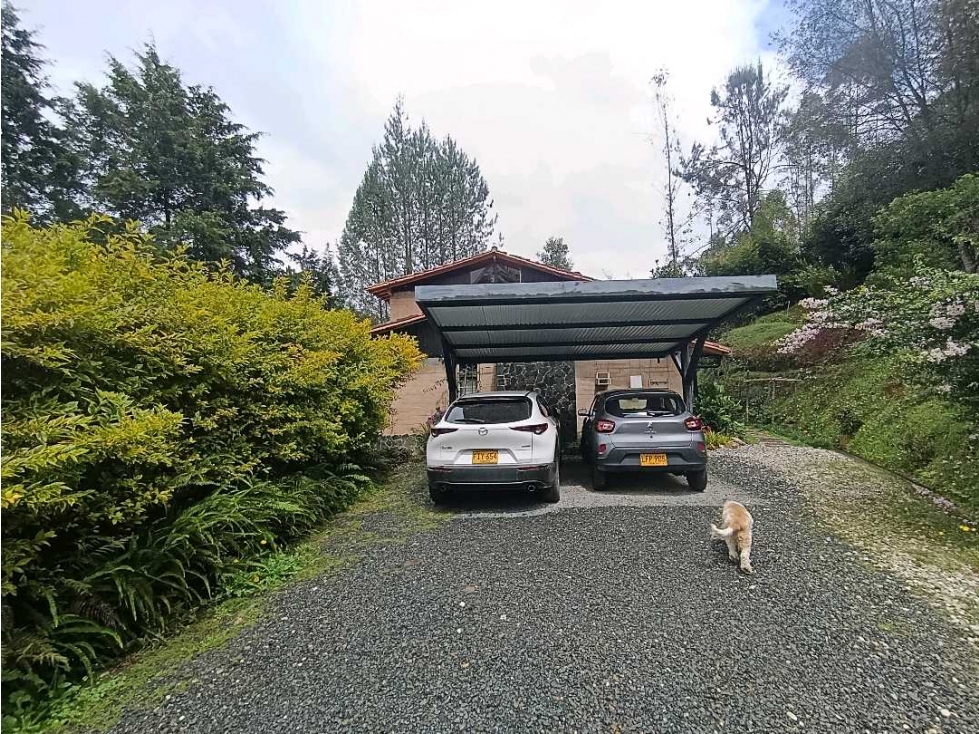 VENDEMOS ENCANTADORA CASA FINCA EN PARCELA PRIVADA EN GUARNE — foto 5