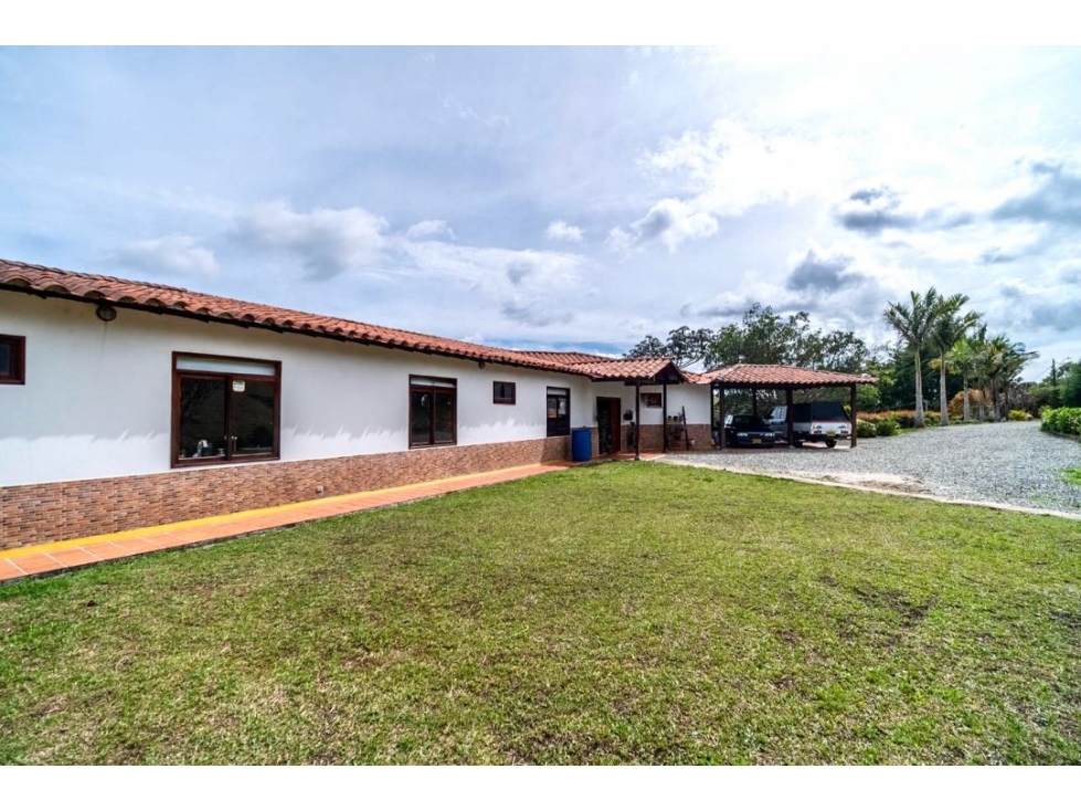 VENDEMOS FINCA EN GUARNE ANTIOQUIA - 15 MIN DEL PARQUE - 2