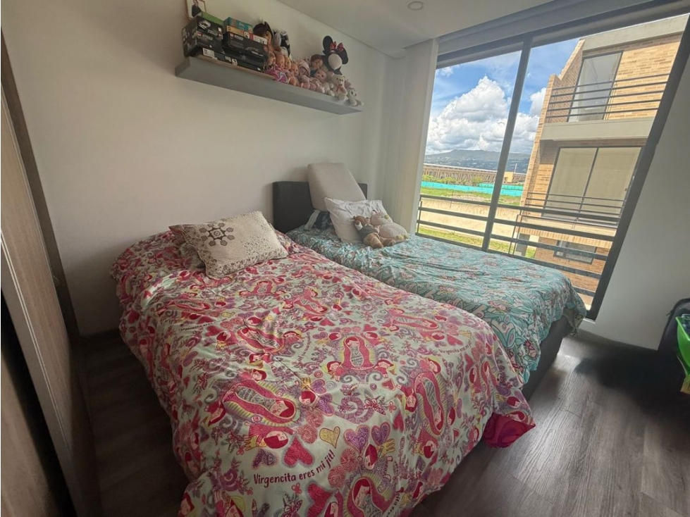 Vendemos hermosa casa en Chía! — foto 3