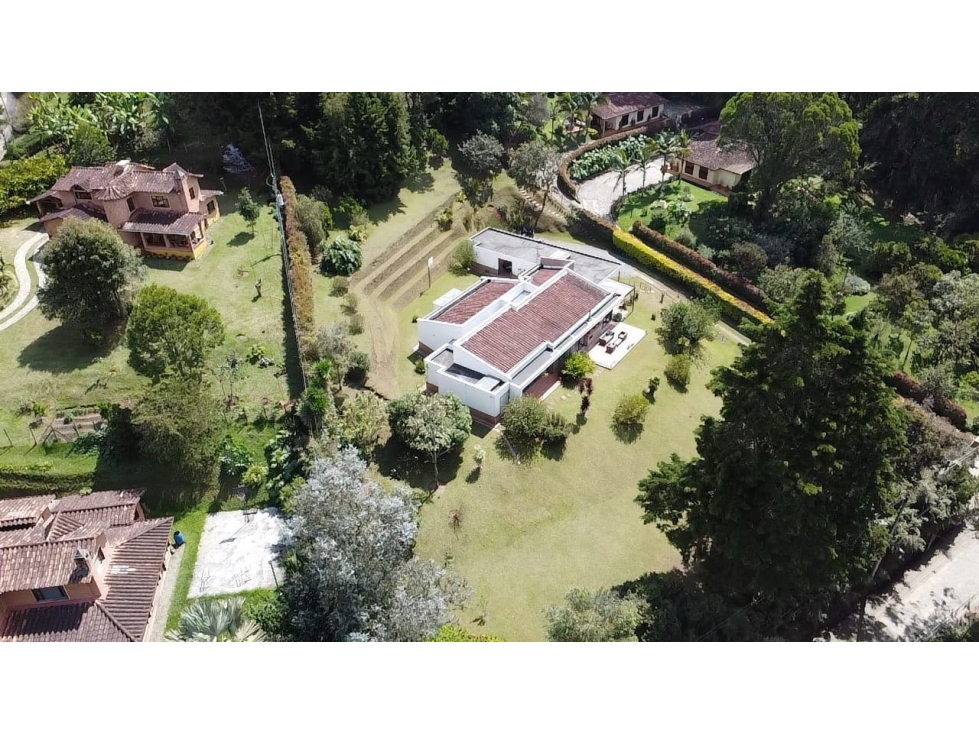 VENTA DE HERMOSA CASA FINCA EN GUARNE - ANTIOQUIA — foto 3
