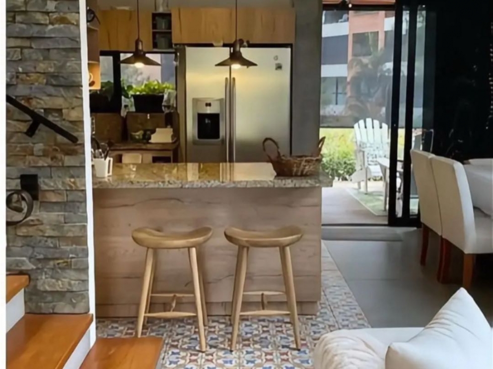 VENTA DE CASA EN UNIDAD CERRADA EN EL RETIRO ANTIOQUIA — foto 2