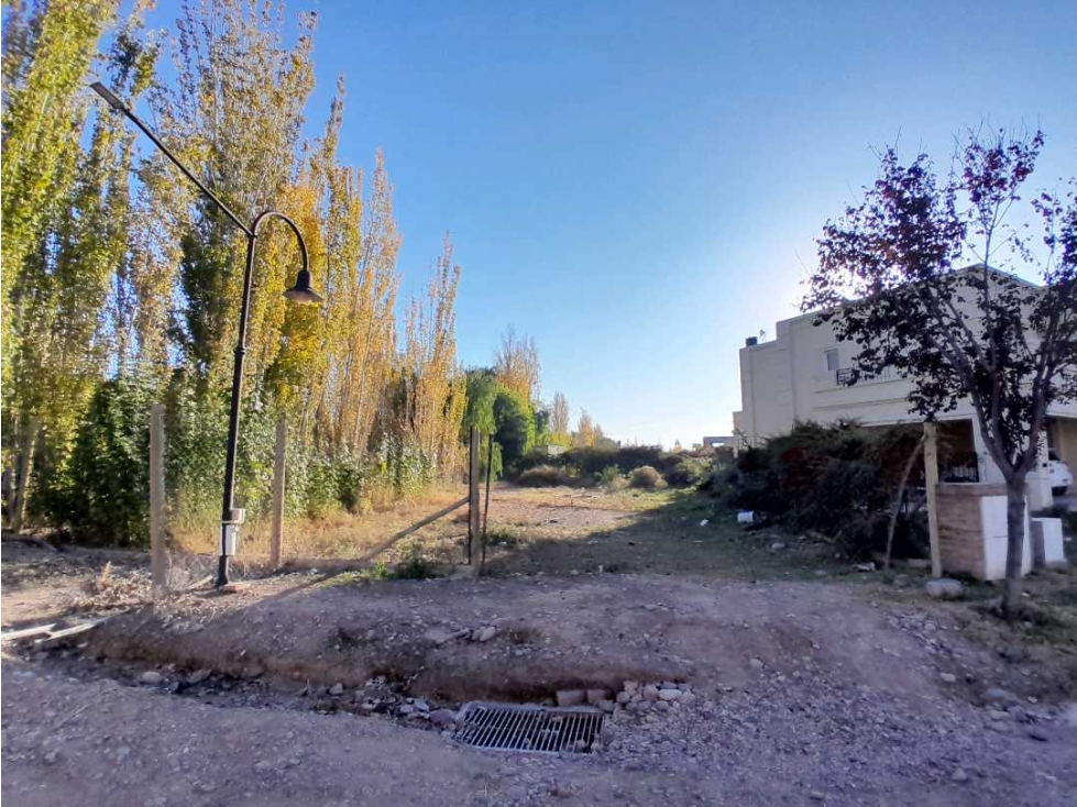 Lote en Venta 753 m2 en Barrio Liceo Country Club etapa 4, Luján, Mza. - 4