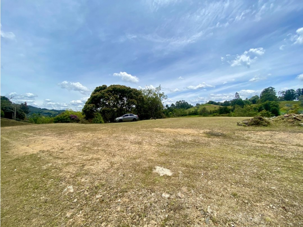 VENDEMOS LOTE EN EL CARMEN DE VIBORAL - UNIDAD CERRADA — foto 3