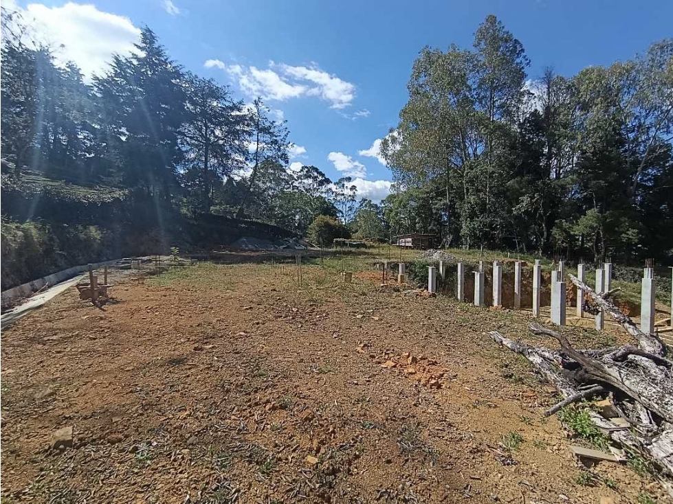 VENDEMOS LOTE INDEPENDIENTE DE 3.000m² A 10 MINUTOS DEL AEROPUERTO JMC — foto 6