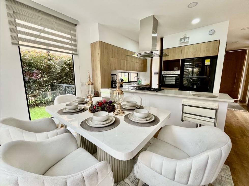 Se arrienda lujosa y moderna casa en Chia con excelente zona verde — foto 4