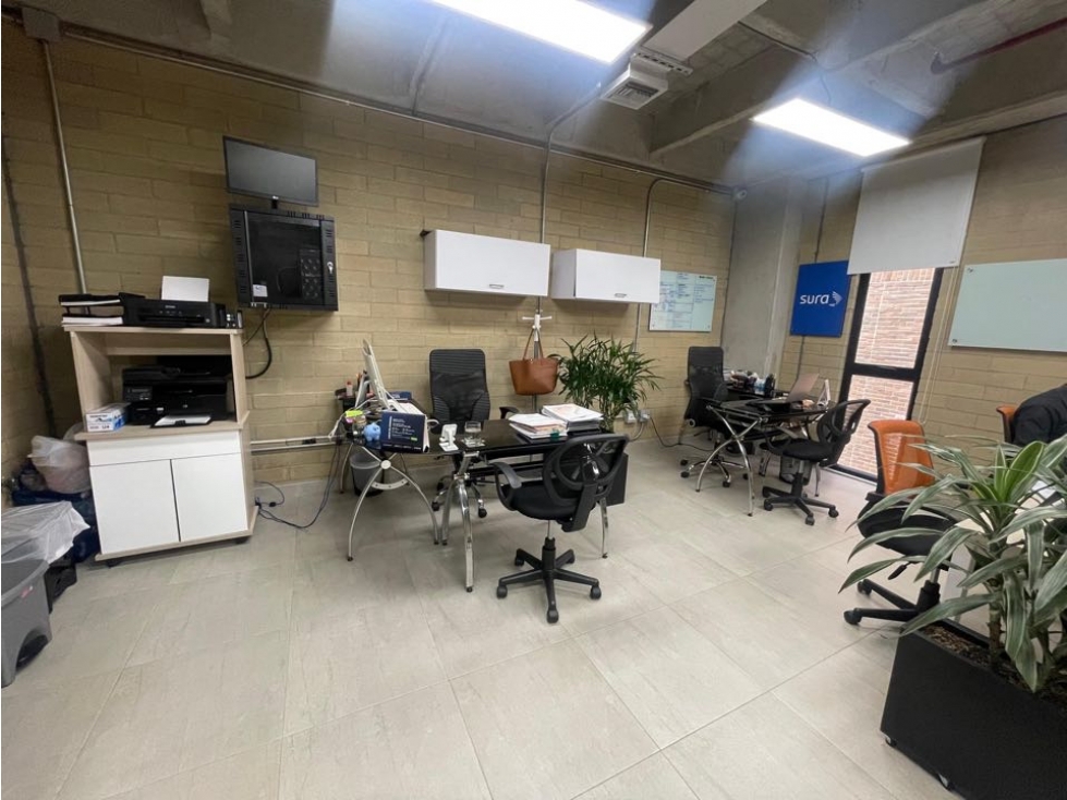VENDEMOS OFICINA EN EDIFICIO EMPRESARIAL CERCA A COLCAFE — foto 3