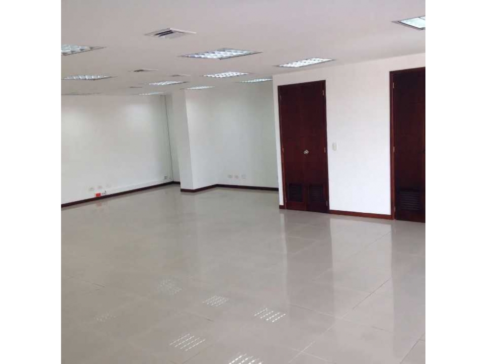 OFICINA EN VENTA LAURELES, MEDELLIN PISO 10 - 6