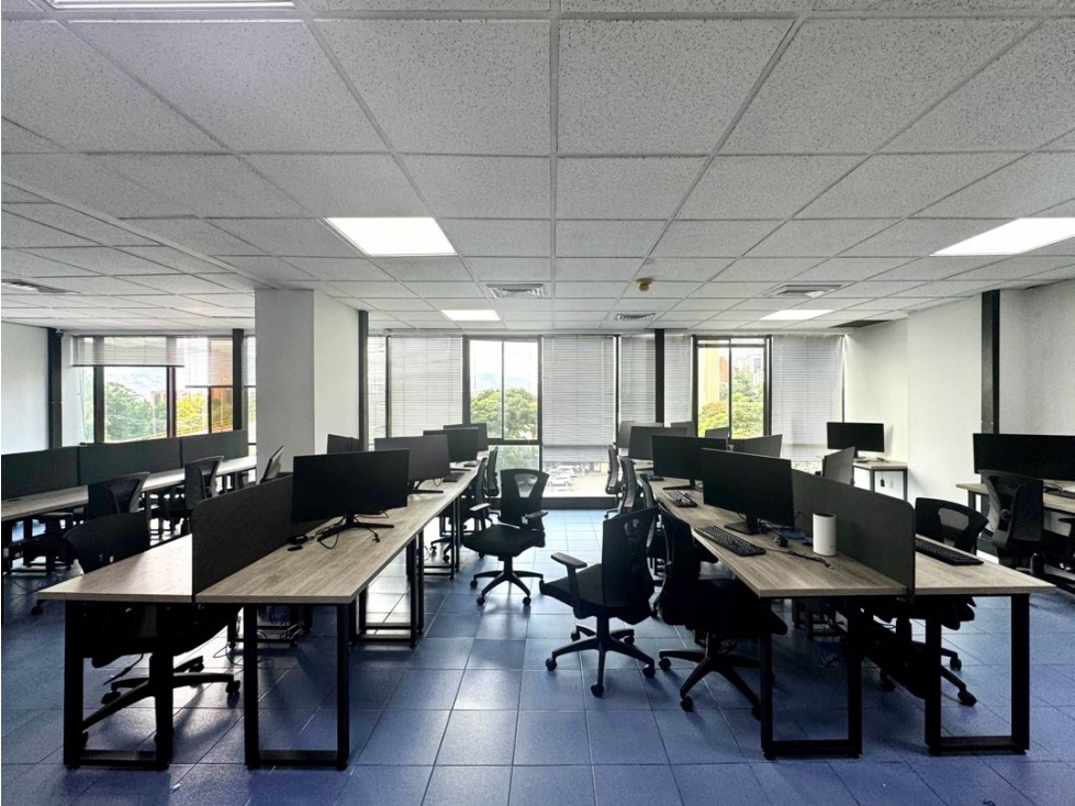 VENDEMOS OFICINAS EN LA AGUACATALA