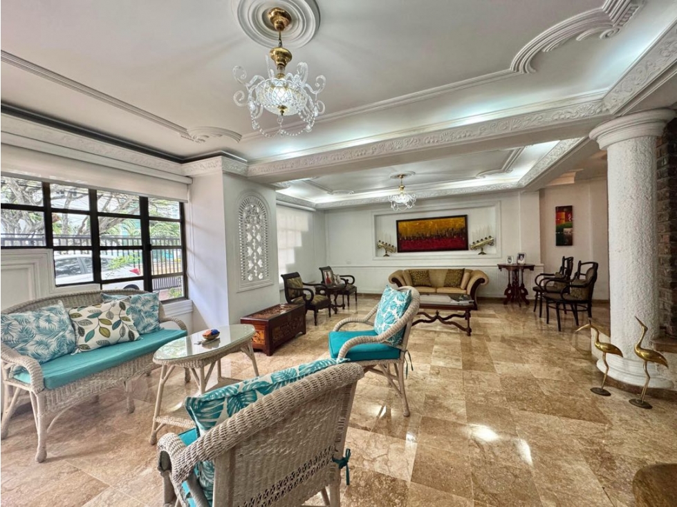 VENDEMOS tradicional casa 3 niveles cerca la bahía | Castillogrande — foto 3