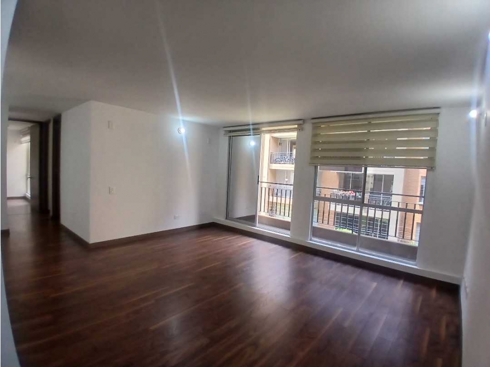 VENDO APARTAMENTO SEGUNDO PISO CON CLUB HOUSE EN HUERTAS DE CAJICA — foto 4
