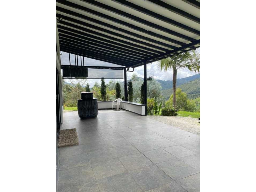 Finca en El Retiro 12.000 m² con casa, agua y bosque natural — foto 6