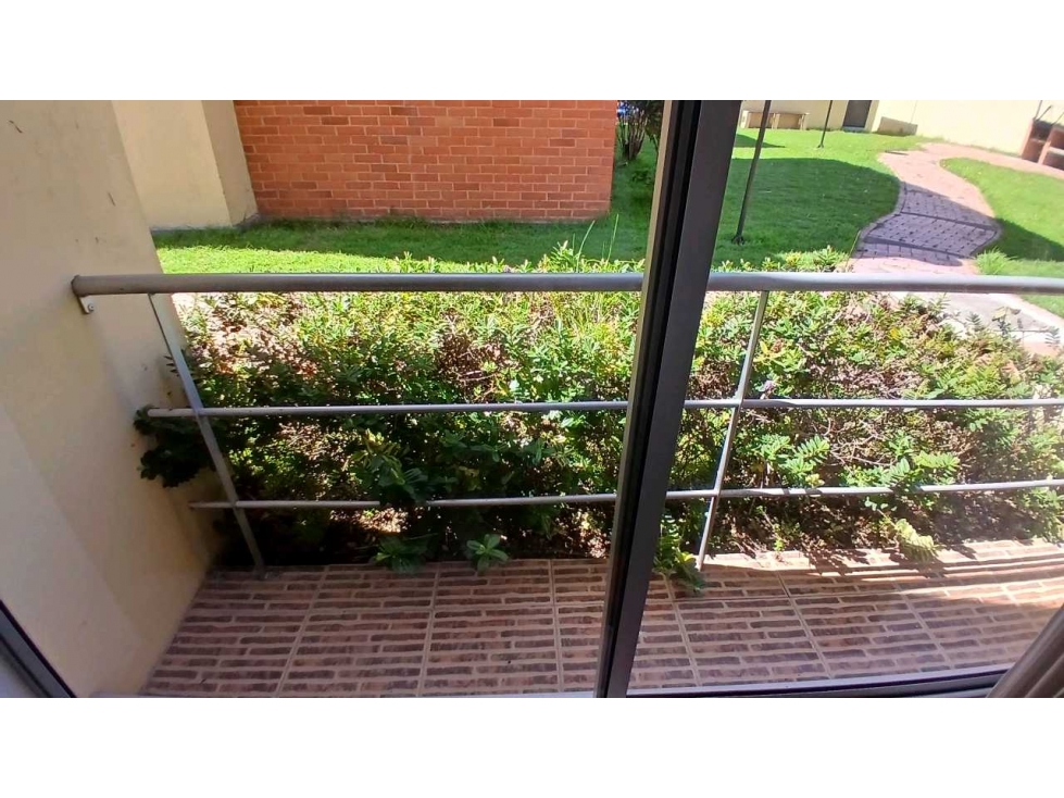 VENDO APARTAMENTO ESQUINERO DOBLE BALCON EN CAJICA — foto 4