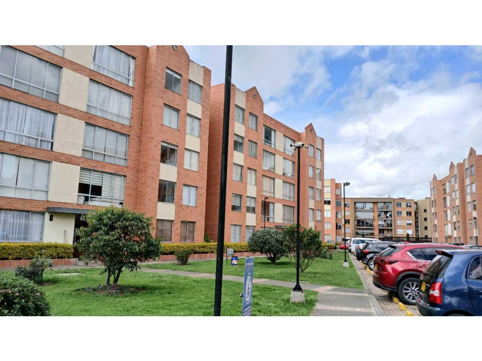VENDO APARTAMENTO ESQUINERO VISTA EXTERIOR EN CUARTO PISO EN CAJICA
