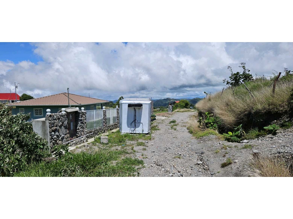VENDO 1800 M2 EN PASO.ANCHO DERECHO POSESORIO - 1