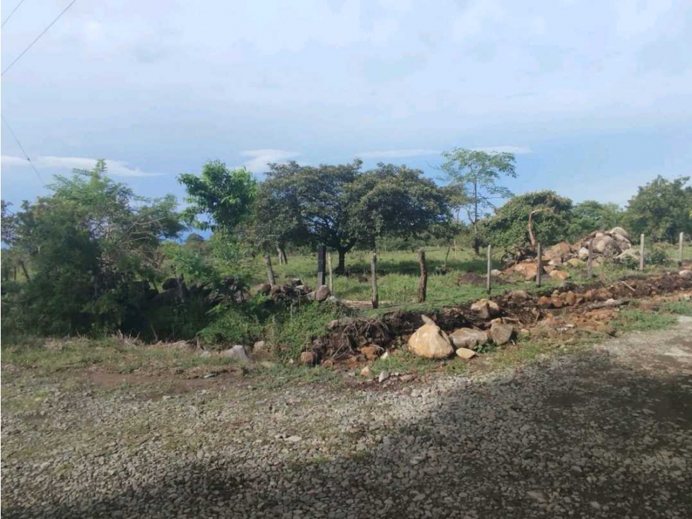 VENDO 18.LOTES DESDE 800mts El.FRANCES