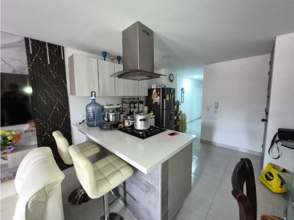 VENDO 4°PISO PARA ESTRENAR EN CAMPO VALDÉS — foto 5