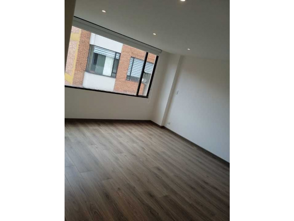 VENDO ACOGEDOR APARTAMENTO 175 MTRS2 REMODELADO SECTOR MULTICENTRO — foto 2