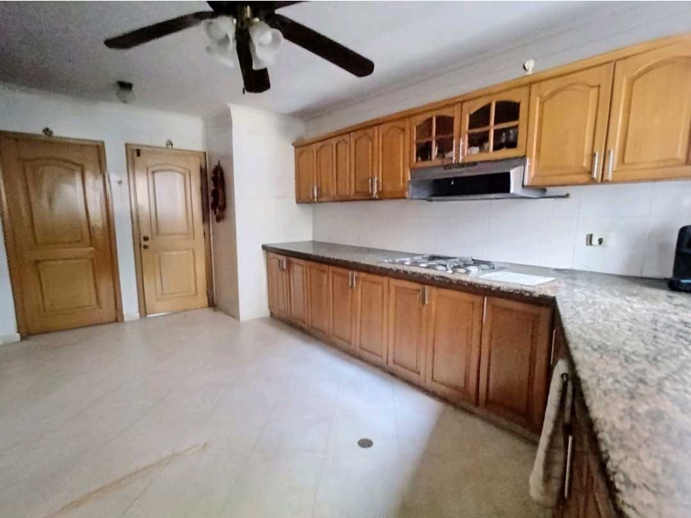 VENDO ACOGEDOR APARTAMENTO EN ALTO PRADO — foto 6