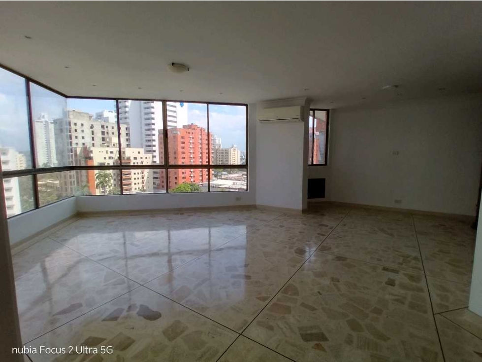 VENDO ACOGEDOR APARTAMENTO EN ALTO PRADO