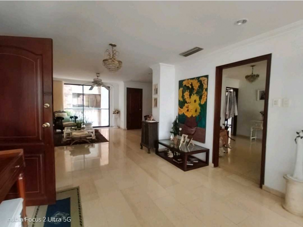 VENDO ACOGEDOR APARTAMENTO EN ALTO PRADO