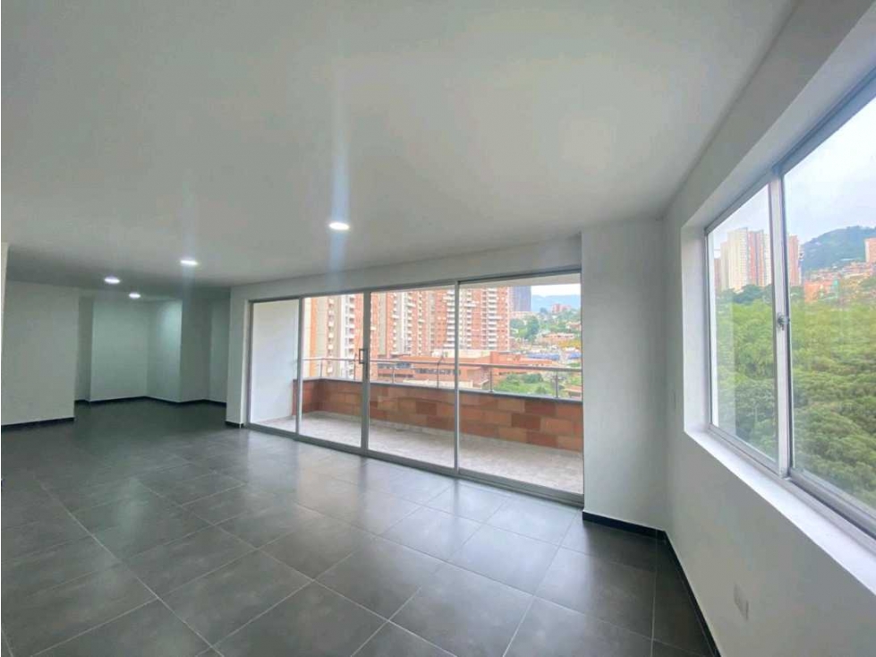 VENDO ACOGEDOR PENHOUSE EN SABANETA ASDESILLAS — foto 2