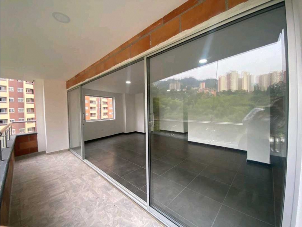 VENDO ACOGEDOR PENHOUSE EN SABANETA ASDESILLAS — foto 5