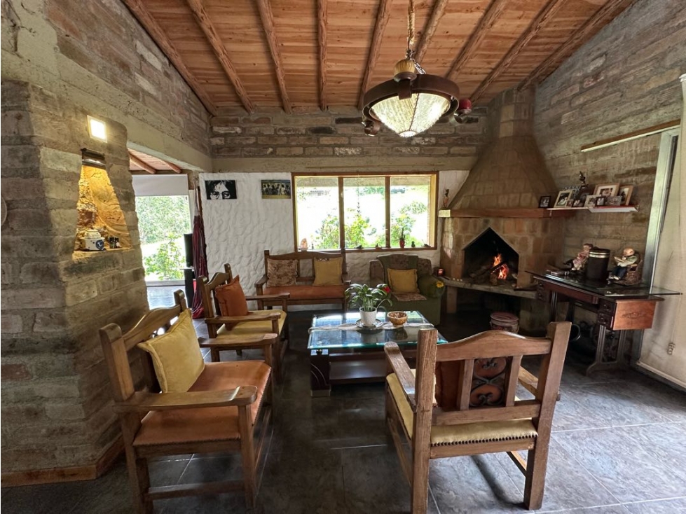 VENDO ACOGEDORA CASA FINCA EN SANTA ELENA — foto 5
