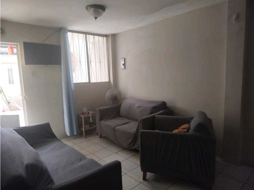 Vendo amplia casa en Colinas del maestro — foto 4