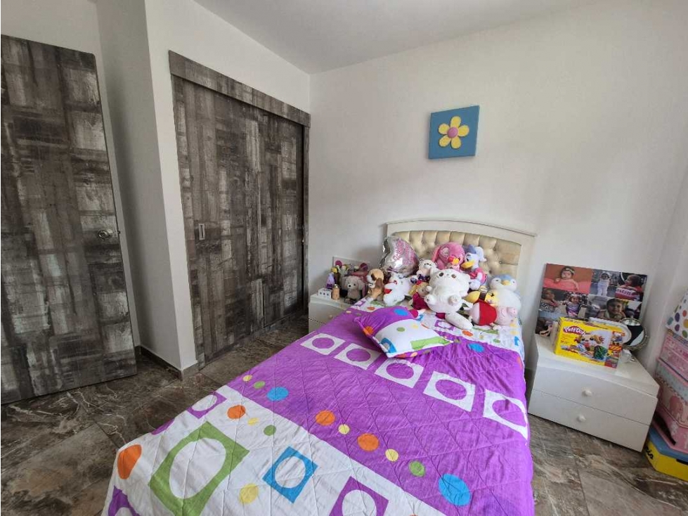 VENDO AMPLIA CASA EN SABANETA, UNIDAD CERRADA SECTOR LA FLORIDA — foto 6