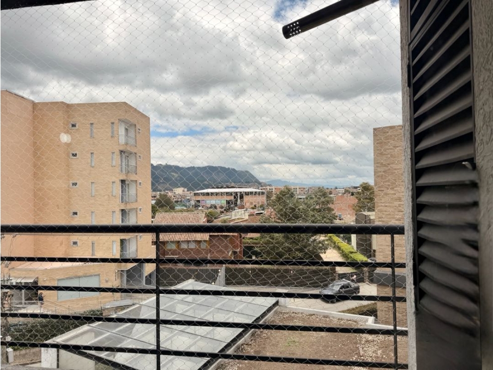 Vendo amplio apartamento con doble balcon y club House en cajica. — foto 4