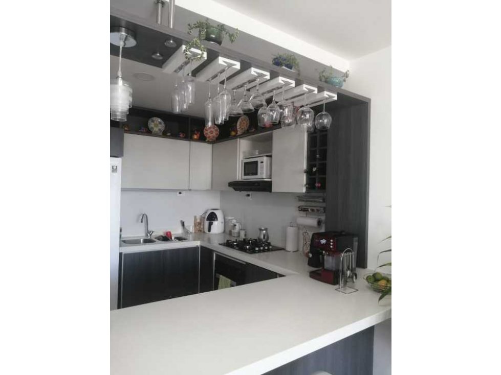 Vendo amplio apartamento con cuarto util y excelente vista — foto 2