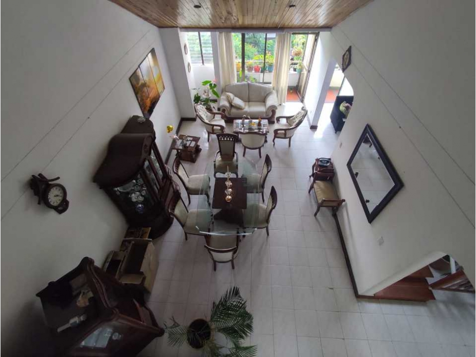 Vendo amplio apartamento duplex sector centro — foto 2