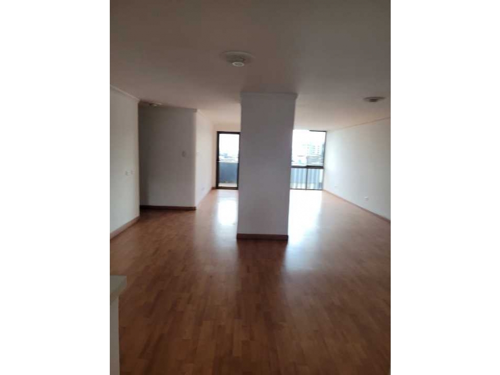 VENDO AMPLIO Y CONFORTABLE APARTAMENTO EN EL CENTRO DE PEREIRA — foto 6