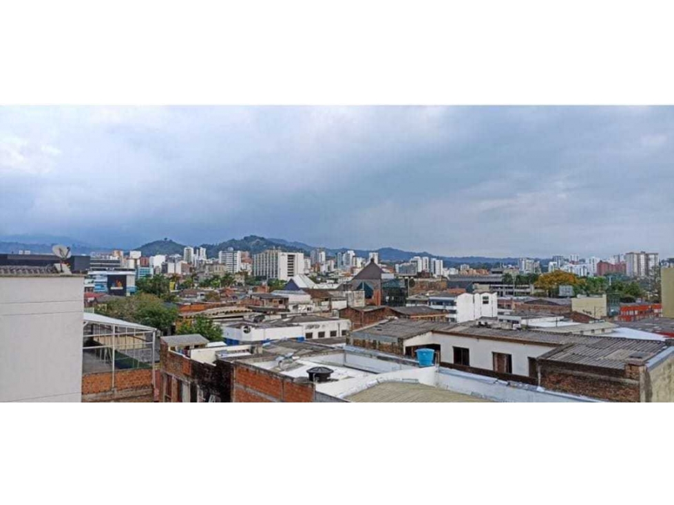 VENDO AMPLIO Y CONFORTABLE APARTAMENTO EN EL CENTRO DE PEREIRA