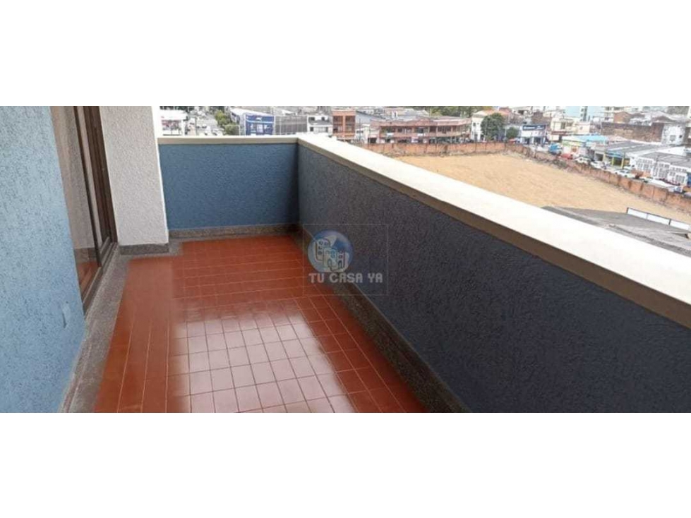 VENDO AMPLIO Y CONFORTABLE APARTAMENTO EN EL CENTRO DE PEREIRA — foto 5