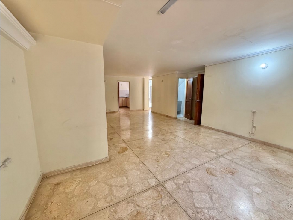 Vendo amplio apartamento en Laureles- Santa Teresita para remodelar — foto 3