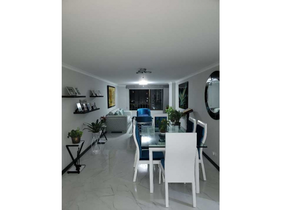 Vendo amplio apartamento recién remodelado en Pinares — foto 2