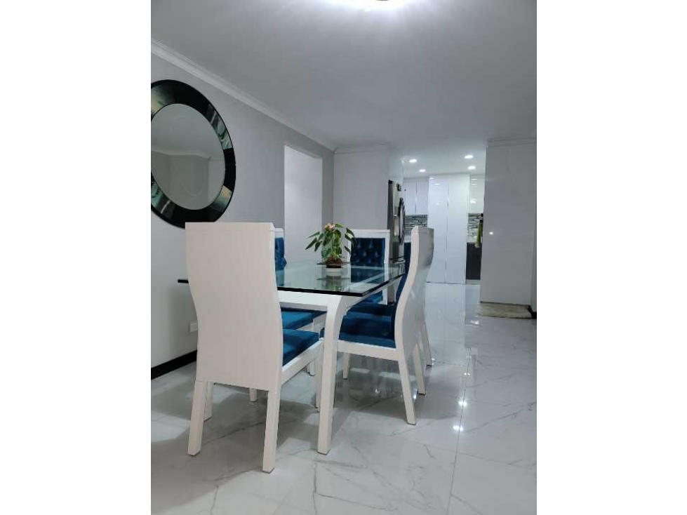 Vendo amplio apartamento recién remodelado en Pinares — foto 3