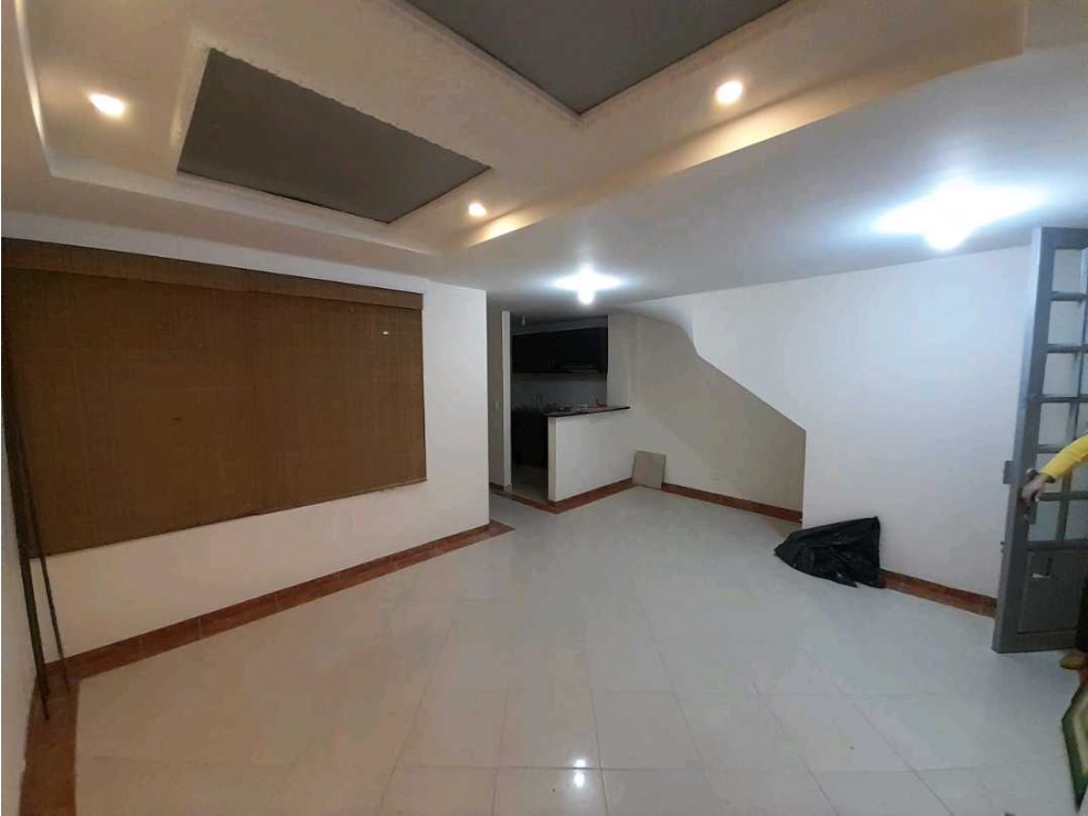 VENDO AMPLIO APTO EN NORMANDIA - BARRIO EL EDEN — foto 2