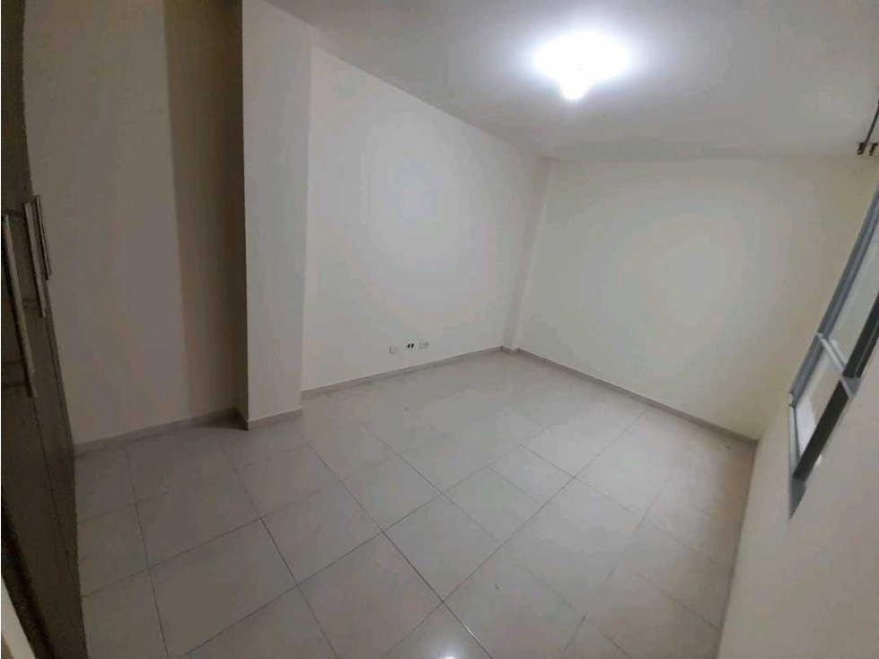 VENDO AMPLIO APTO EN NORMANDIA - BARRIO EL EDEN — foto 4