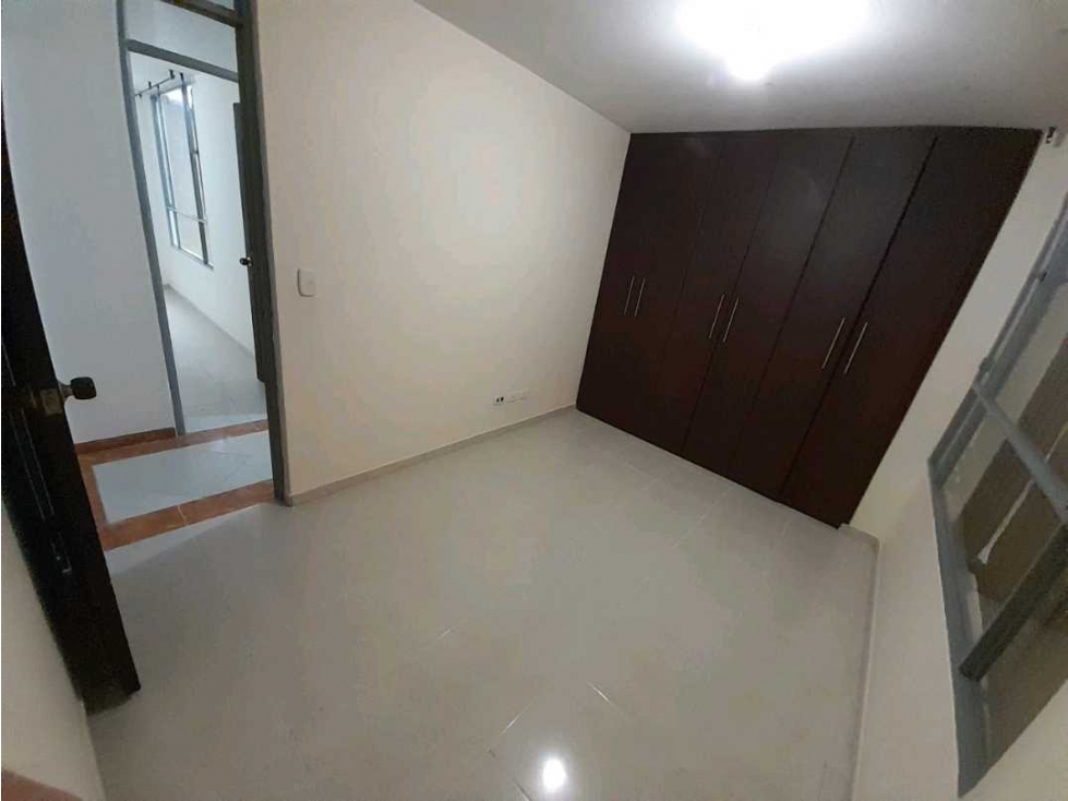 VENDO AMPLIO APTO EN NORMANDIA - BARRIO EL EDEN — foto 6