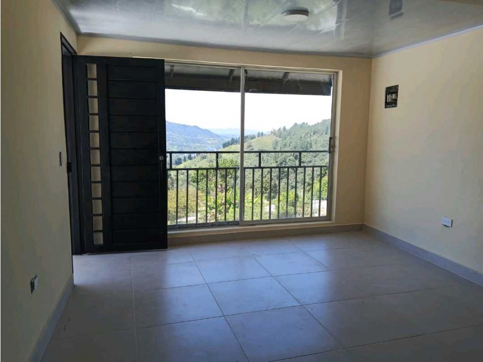 VENDO APARTAMENTO EN MUNICIPIO GUARNE ANTIOQUIA VEREDA LA BRISUELA — foto 2