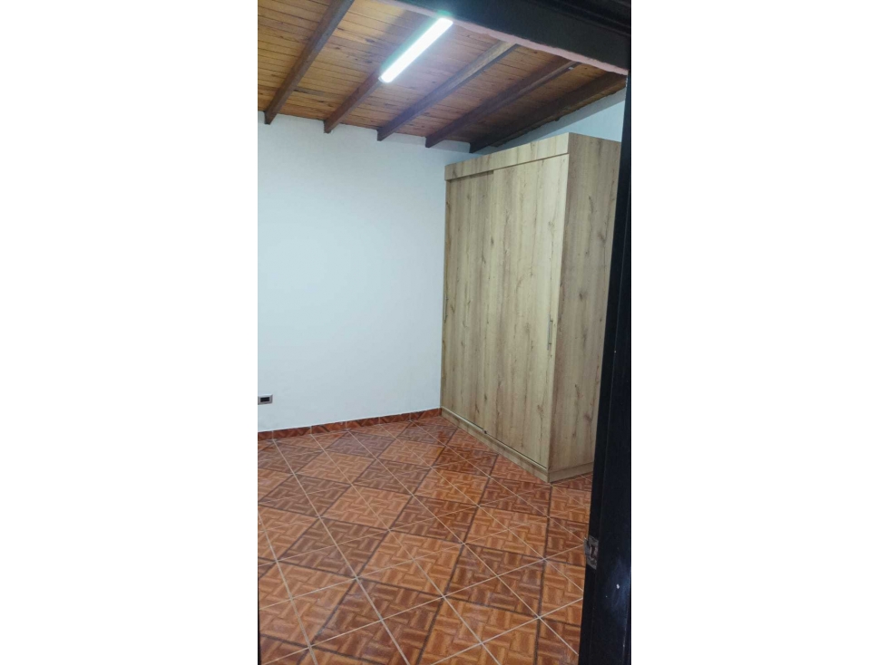 VENDO APARTAMENTO 3°PISO EN PEDREGAL MEDELLIN — foto 4