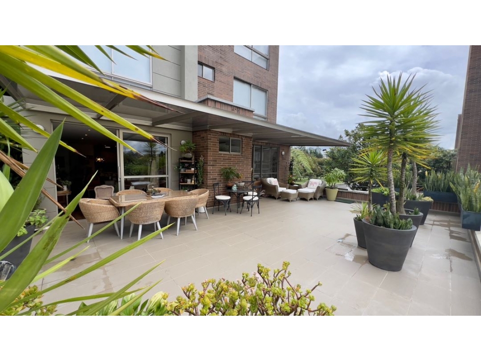 VENDO APARTA SUITE EN CASA GRANDE LLANOGRANDE PERMITE RENTAS CORTAS