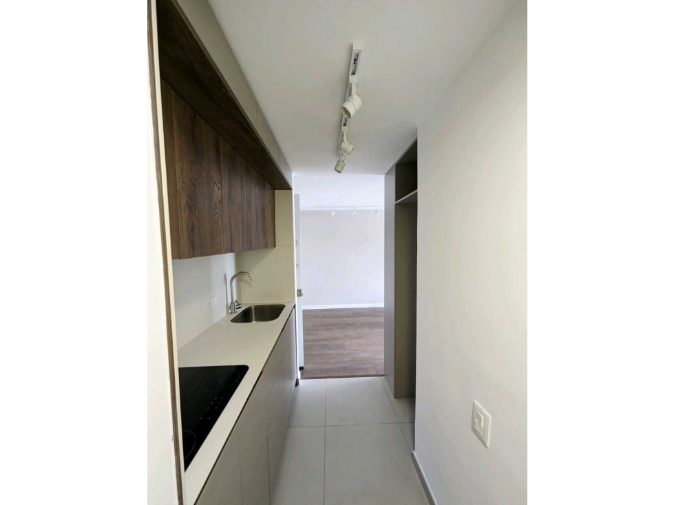 Vendo Ap. 35 m2 Redil piso alto ascensor PARA INVERSIONISTA!! — foto 2
