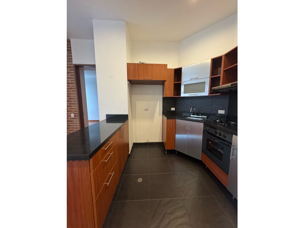 Vendo Apartaestudio alcoba independiente en el Chico — foto 2