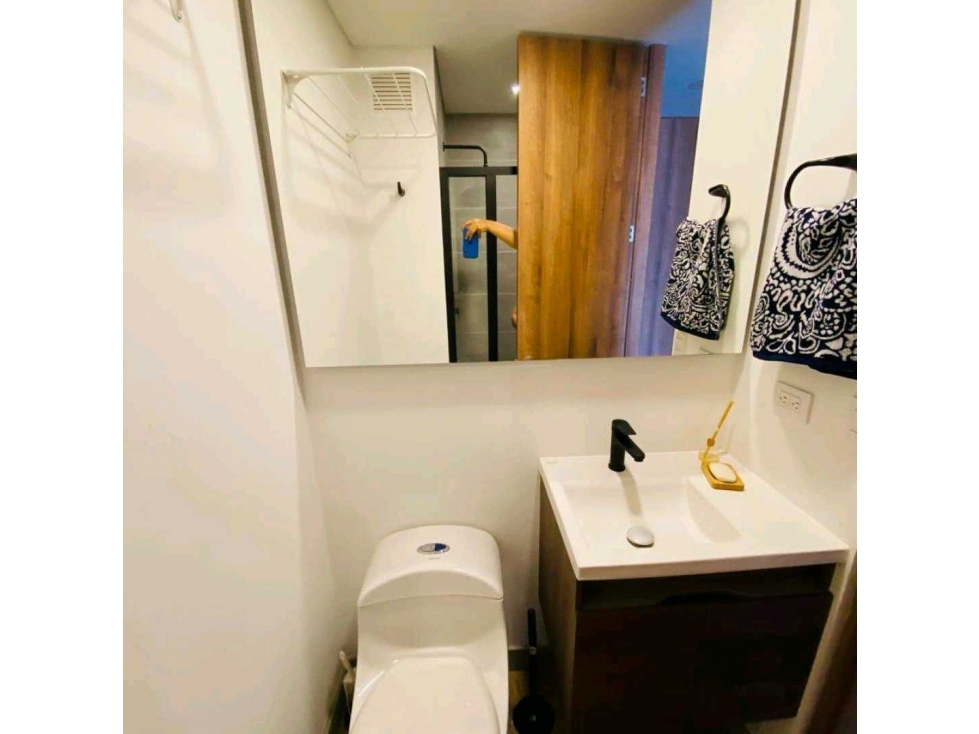 VENDO APARTAESTUDIO AMOBLADO EN CHICO - AIRBNB — foto 6