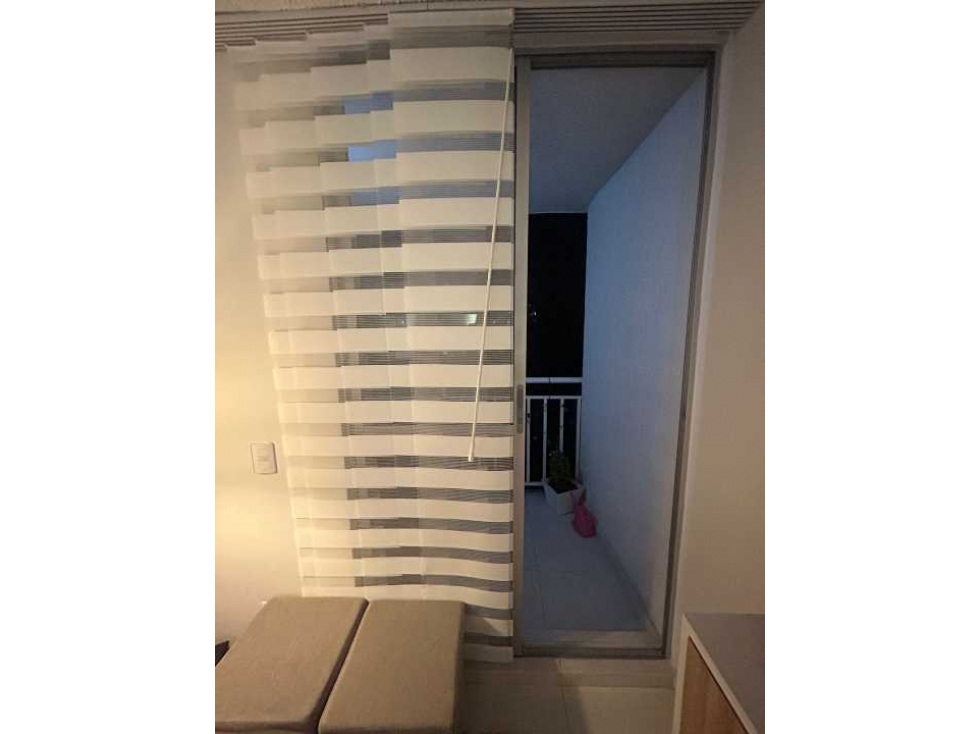 VENDO APARTAESTUDIO CON BALCON Y PARQUEADERO CUBIERTO — foto 6