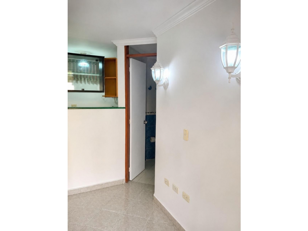 Vendo apartaestudio con parqueadero a una cuadra del parque de boston — foto 2