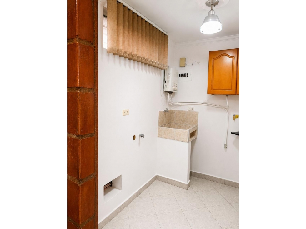 Vendo apartaestudio con parqueadero a una cuadra del parque de boston — foto 4